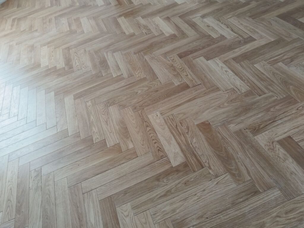 Английская елка Lab Arte купить в Пензе со скидкой