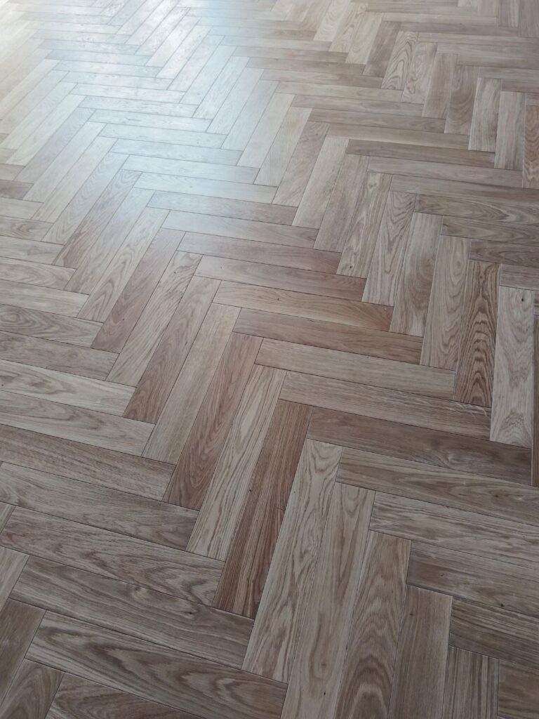 Английская елка Lab Arte купить в Пензе со скидкой 3